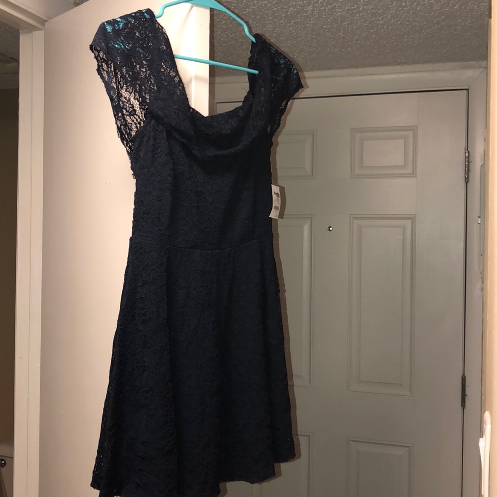 Charlotte Russel Lace Cocktail Party Dress